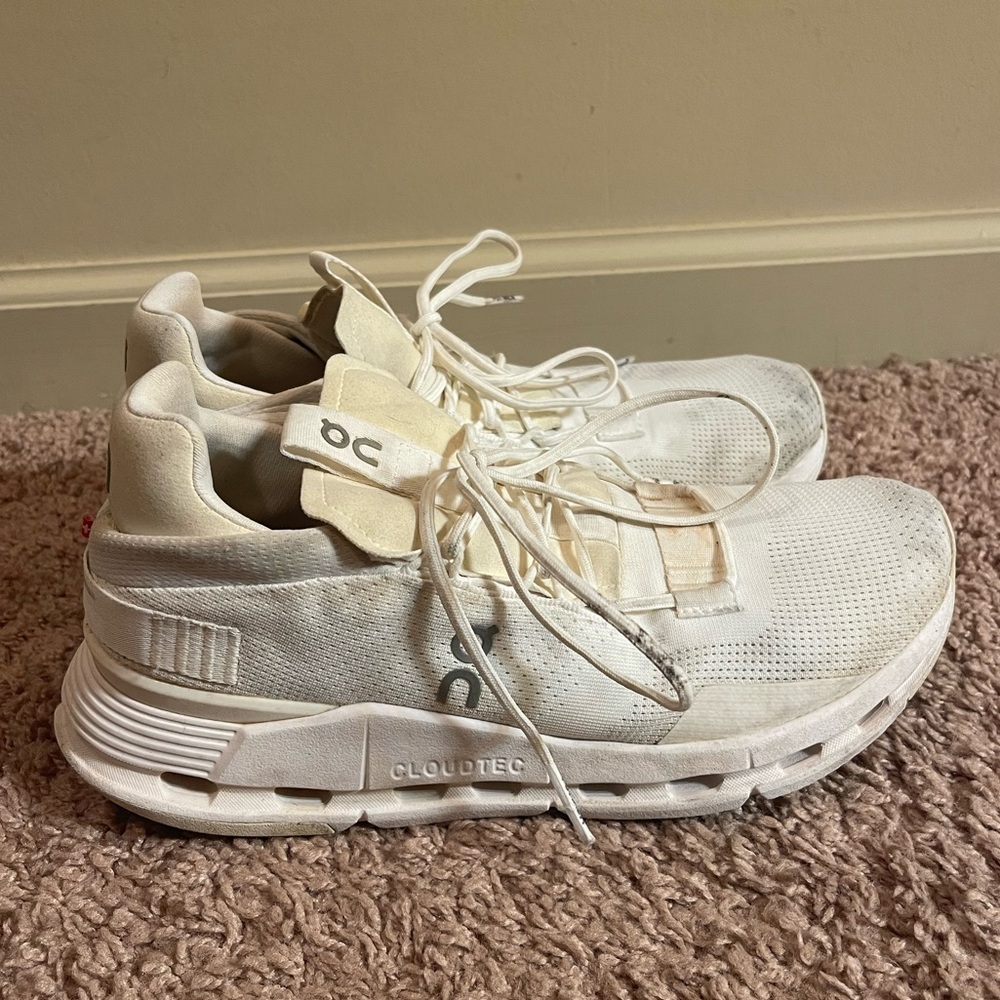 Cloudnova White W9 OnCloud Shoes